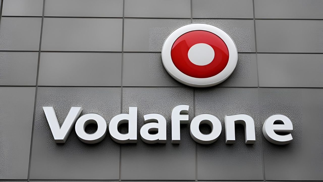 Vodafone Idea Seeks Govt Support to Avoid Shutdown